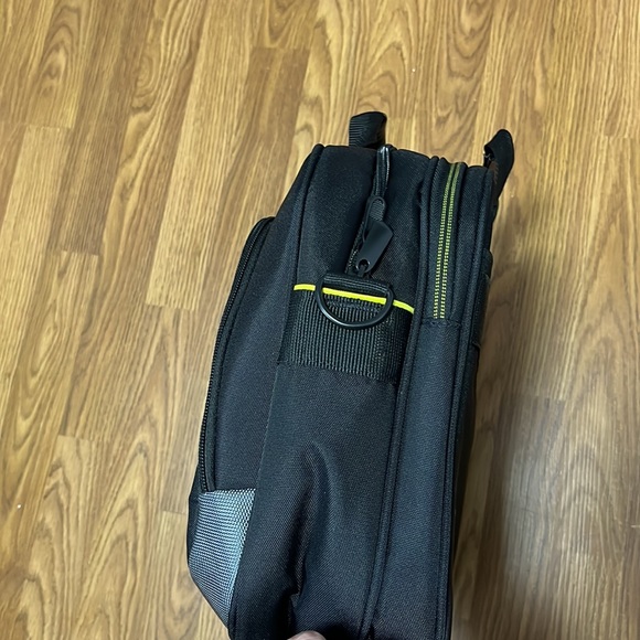 Targus laptop bag - Picture 3 of 3